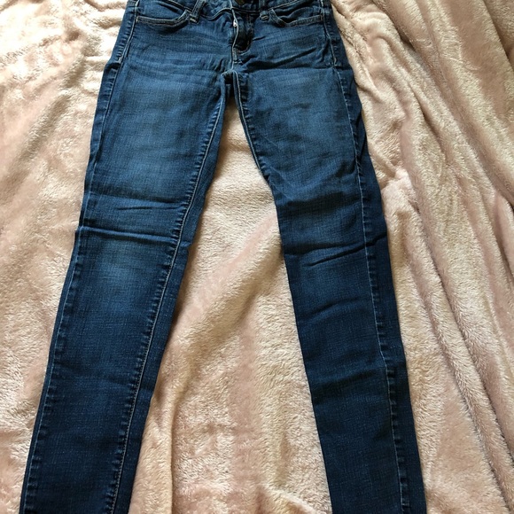 Three pairs of American Eagle jeans! - Picture 3 of 8